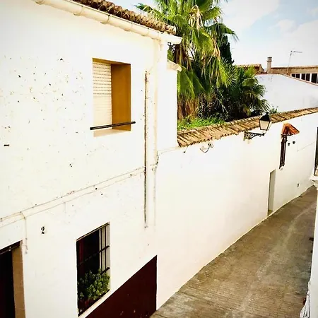 Casa Alpas B&B *
